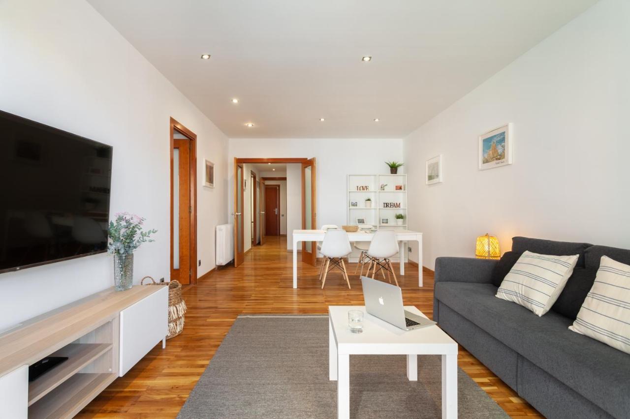 Апартаменты Flateli Paris Барселона Экстерьер фото